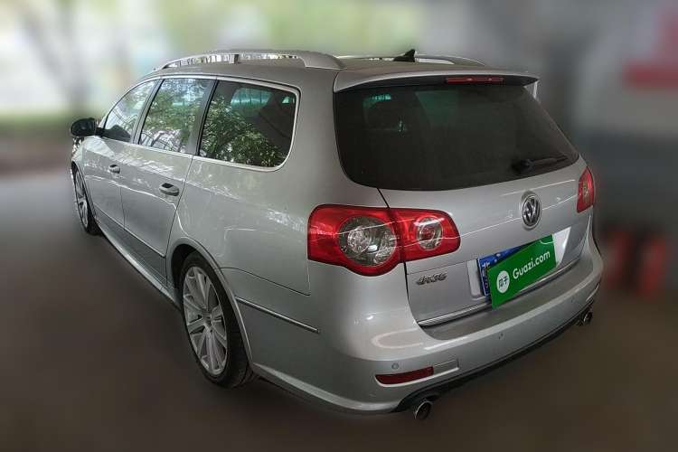 Used Volkswagen Passat 2008 R36 Estate Rear Left 45 Deg