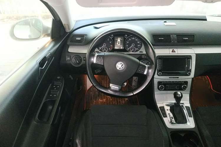 Used Volkswagen Passat 2008 R36 Estate Steering Wheel