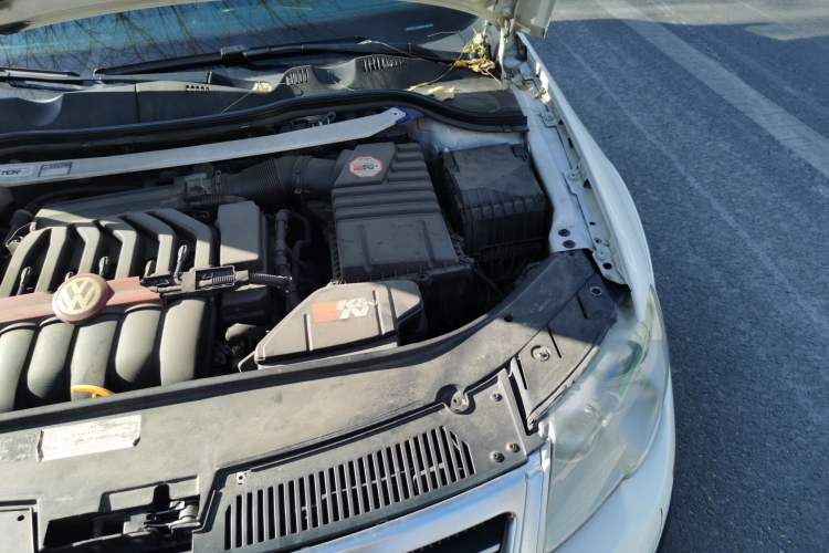 Used Volkswagen Passat 2008 R36 Estate Engine Bay Left