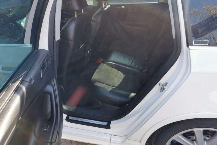 Used Volkswagen Passat 2008 R36 Estate Left Rear Seat
