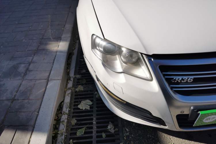 Used Volkswagen Passat 2008 R36 Estate Right Front Headlight