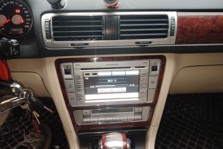 Used Volkswagen Passat 2009 1.8T Automatic Zunjie Model Audio And AC Panel