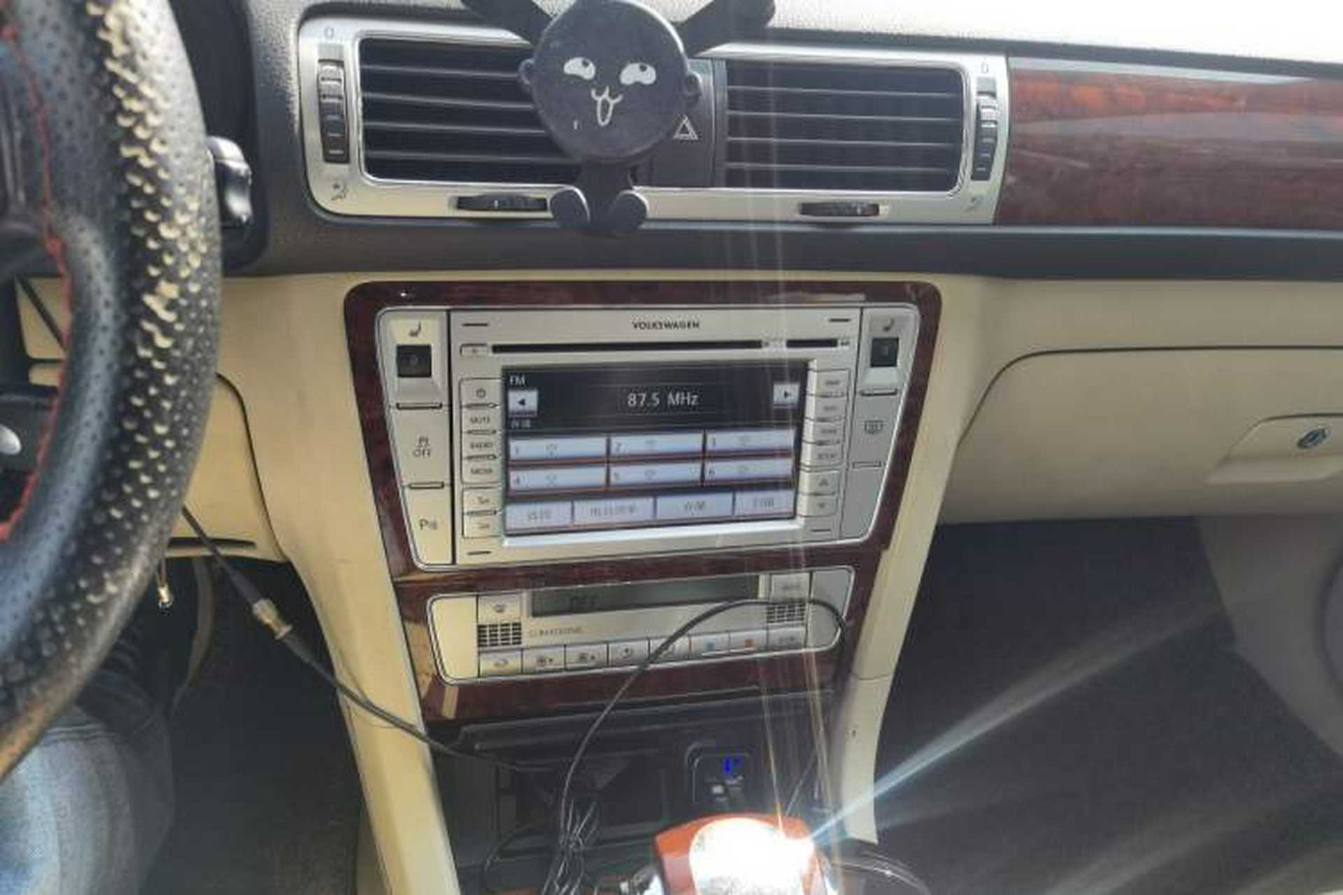 Used Volkswagen Passat 2009 1.8T Automatic Zunjie Model Audio And AC Panel