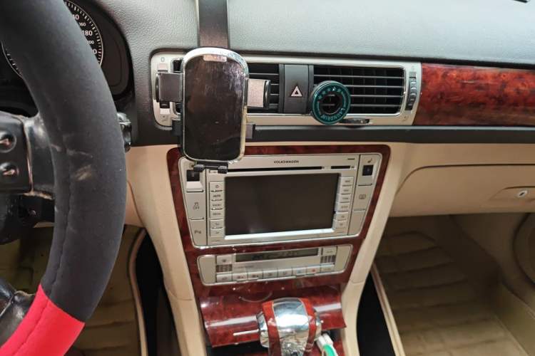Used Volkswagen Passat 2009 1.8T Automatic Zunjie Model Audio And AC Panel