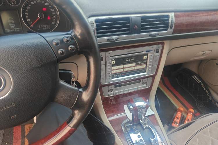 Used Volkswagen Passat 2009 1.8T Automatic Zunjie Model Audio And AC Panel