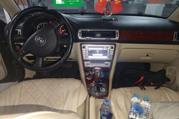 Used Volkswagen Passat 2009 1.8T Automatic Zunjie Model Center Console