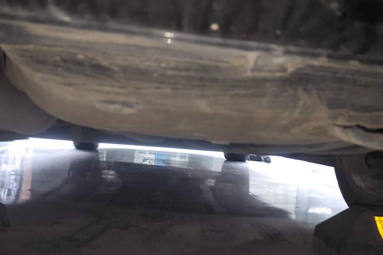 Used Volkswagen Passat 2009 2.0L MFI Automatic Luxury Edition Chassis Rear