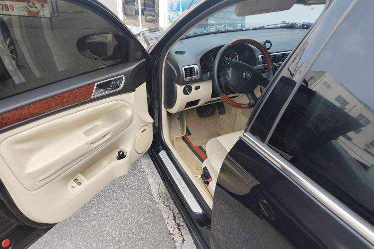 Used Volkswagen Passat 2009 1.8T Automatic Zunjie Model Driver Seat