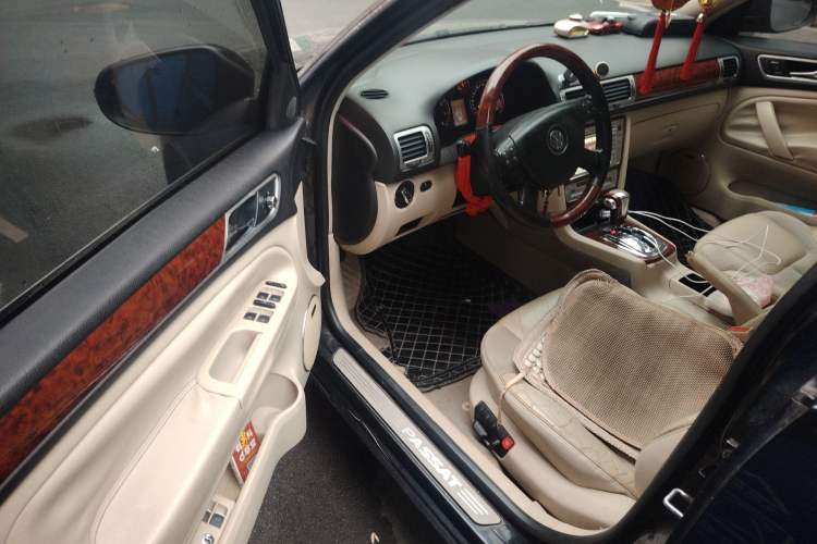 Used Volkswagen Passat 2009 1.8T Automatic Zunjie Model Driver Seat