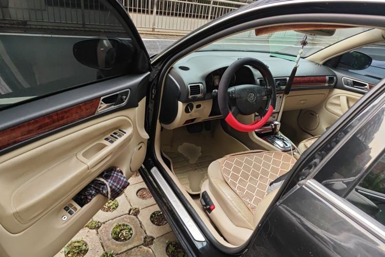 Used Volkswagen Passat 2009 1.8T Automatic Zunjie Model Driver Seat