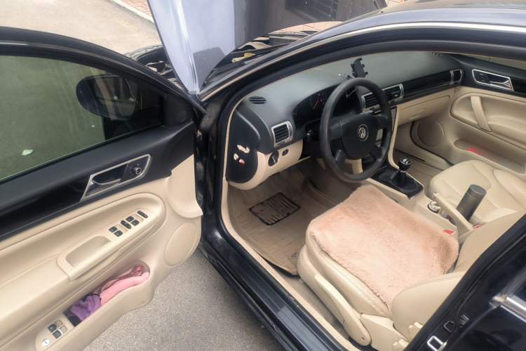 Used Volkswagen Passat 2009 1.8T Manual Luxury Model Driver Seat
