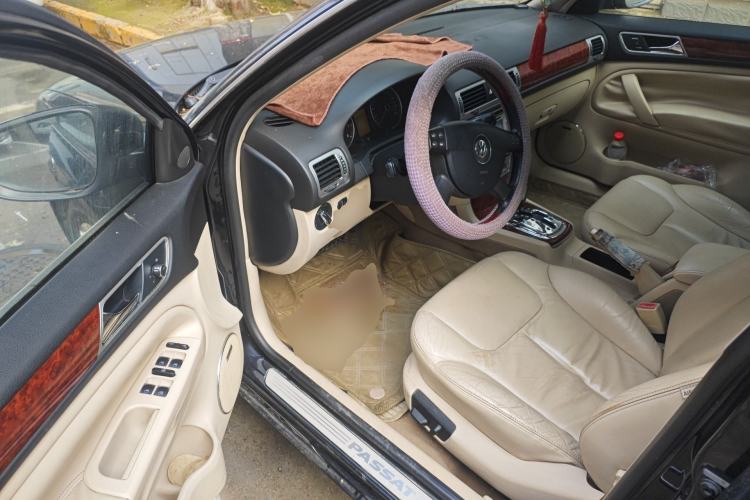 Used Volkswagen Passat 2009 1.8T Automatic Prestige Model Driver Seat
