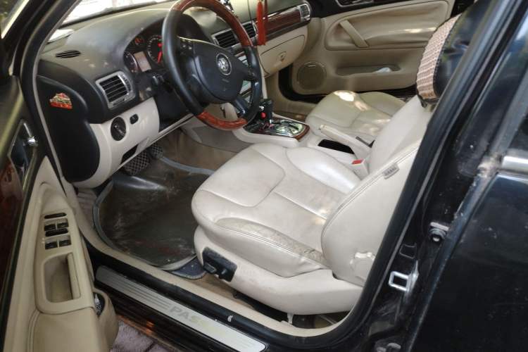 Used Volkswagen Passat 2009 1.8T Automatic Luxury Edition Driver Seat