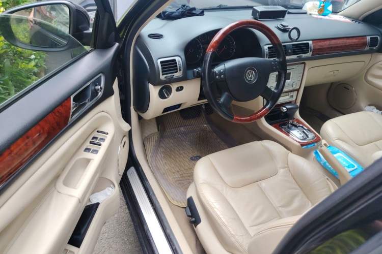 Used Volkswagen Passat 2009 1.8T Automatic Luxury Edition Driver Seat