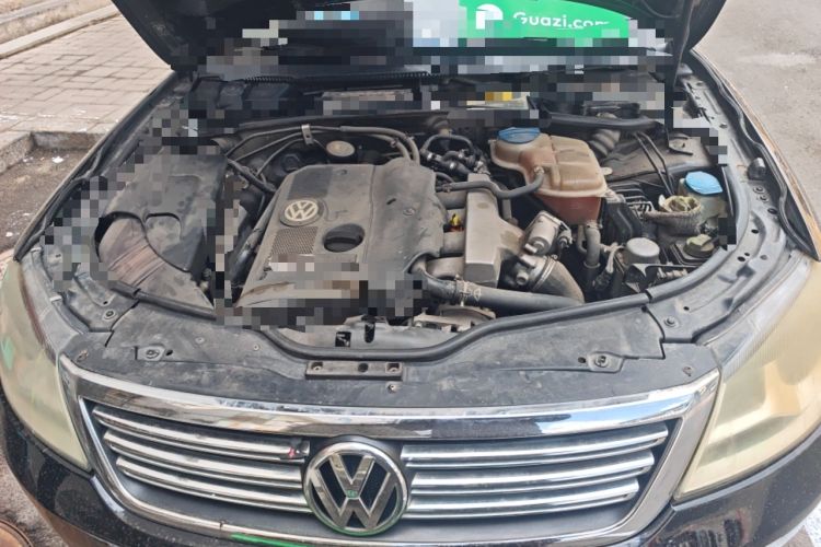 Used Volkswagen Passat 2009 1.8T Automatic Luxury Edition Engine Bay