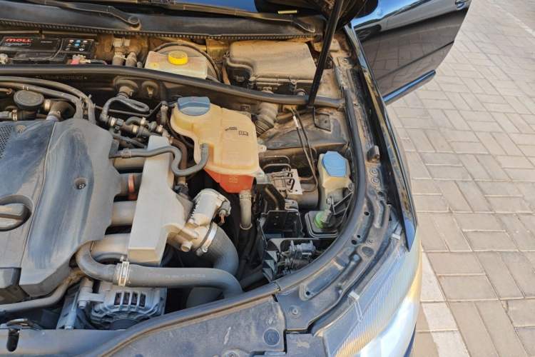 Used Volkswagen Passat 2009 1.8T Manual Luxury Model Engine Bay Left