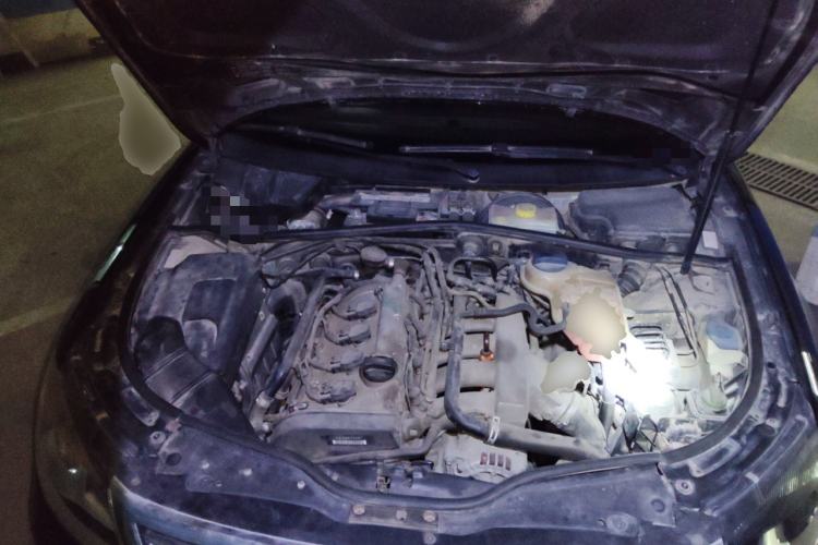 Used Volkswagen Passat 2009 1.8T Automatic Luxury Edition Engine Bay