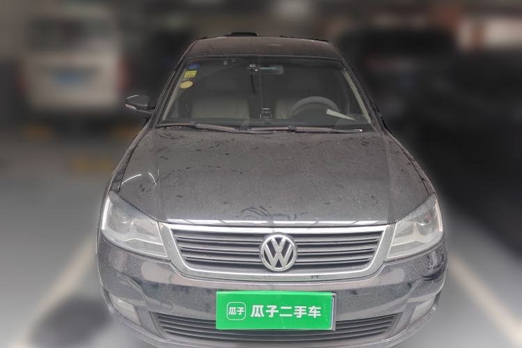 Used Volkswagen Passat 2009 2.0L MFI Automatic Luxury Edition Front