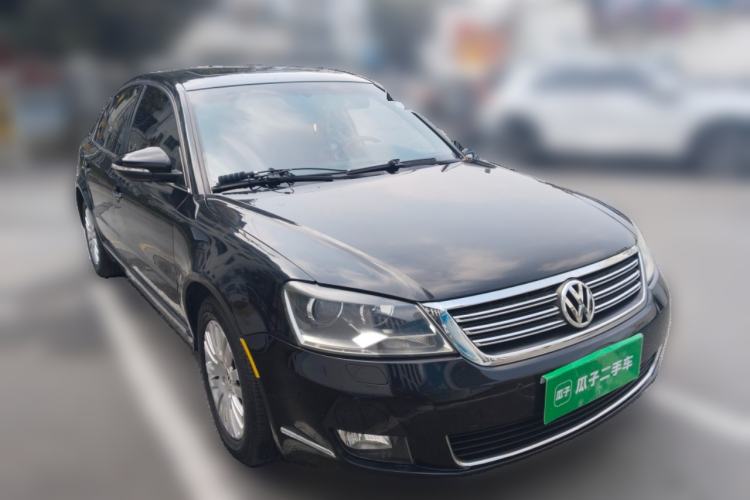 Used Volkswagen Passat 2009 1.8T Automatic Zunjie Model Front Right 45 Deg