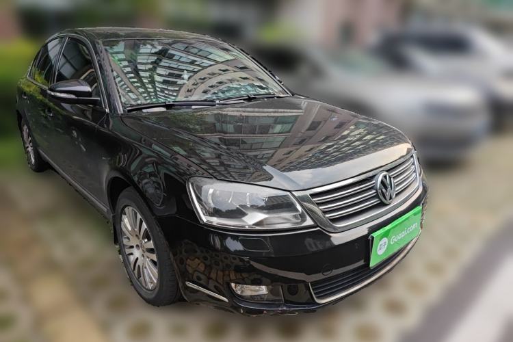 Used Volkswagen Passat 2009 1.8T Automatic Zunjie Model Front Right 45 Deg