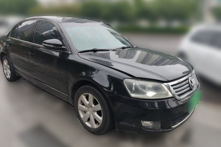 Used Volkswagen Passat 2009 1.8T Manual Luxury Model Front Right 45 Deg