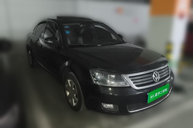 Used Volkswagen Passat 2009 1.8T Manual Luxury Model Front Right 45 Deg