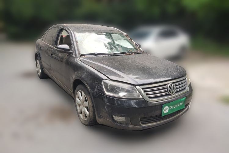 Used Volkswagen Passat 2009 1.8T Manual Luxury Model Front Right 45 Deg
