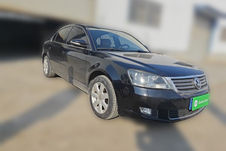 Used Volkswagen Passat 2009 2.0L MFI Automatic Luxury Edition Front Right 45 Deg
