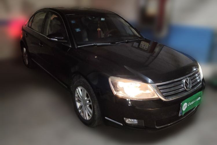 Used Volkswagen Passat 2009 1.8T Automatic Luxury Edition Front Right 45 Deg