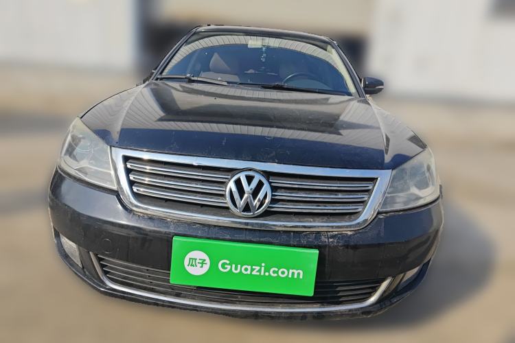 Used Volkswagen Passat 2009 2.0L MFI Automatic Luxury Edition Front