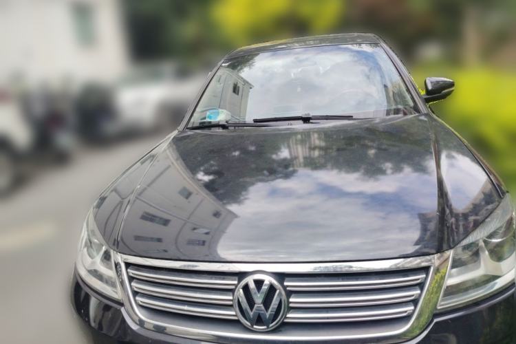 Used Volkswagen Passat 2009 1.8T Automatic Luxury Edition Front