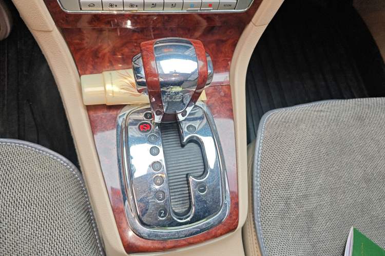 Used Volkswagen Passat 2009 1.8T Automatic Zunjie Model Gear Lever