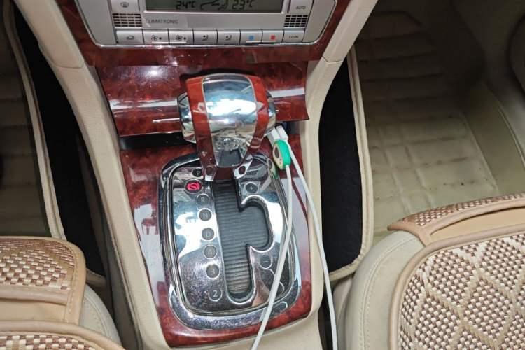 Used Volkswagen Passat 2009 1.8T Automatic Zunjie Model Gear Lever
