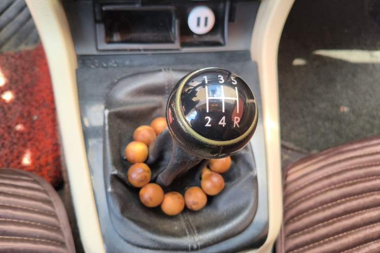 Used Volkswagen Passat 2009 1.8T Manual Luxury Model Gear Lever