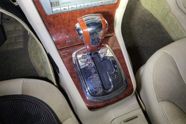 Used Volkswagen Passat 2009 1.8T Automatic Zunjie Model Gear Lever