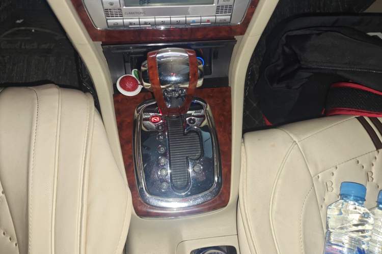 Used Volkswagen Passat 2009 1.8T Automatic Zunjie Model Gear Lever