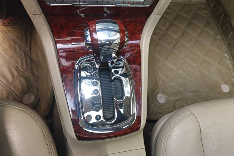 Used Volkswagen Passat 2009 1.8T Automatic Prestige Model Gear Lever
