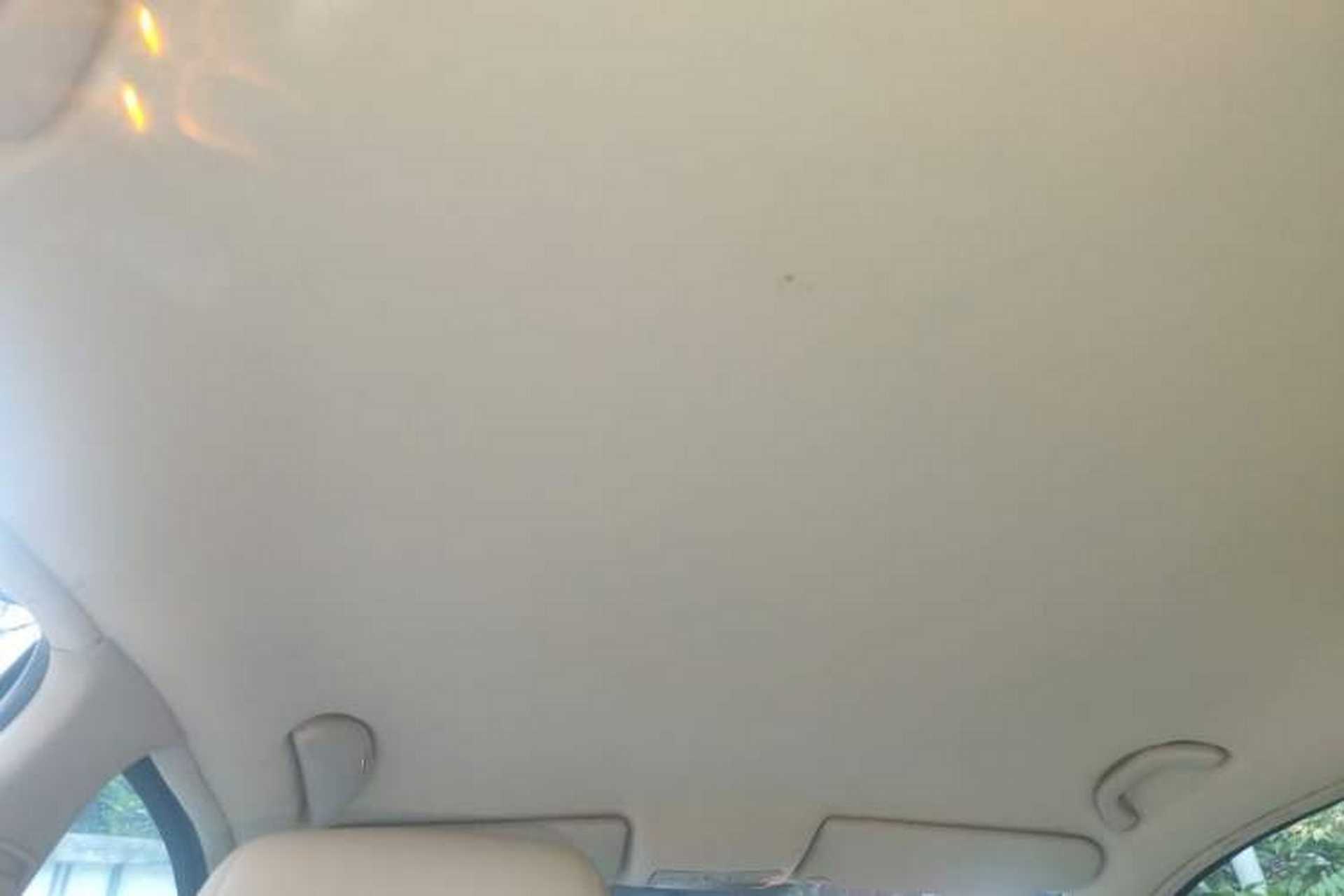 Used Volkswagen Passat 2009 2.0L MFI Automatic Luxury Edition Headliner