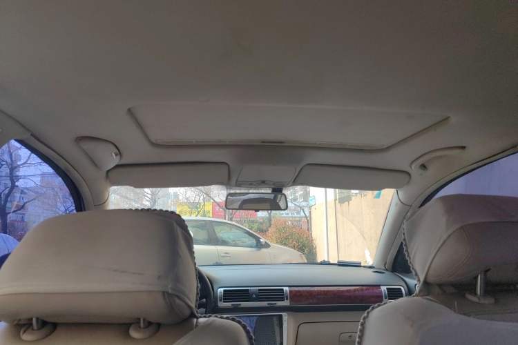 Used Volkswagen Passat 2009 1.8T Automatic Luxury Edition Headliner