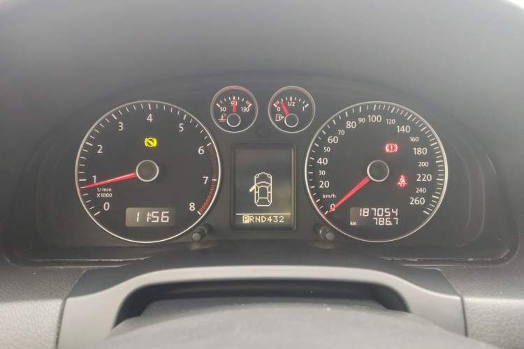 Used Volkswagen Passat 2009 1.8T Automatic Zunjie Model Instrument Cluster