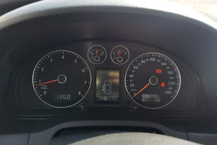Used Volkswagen Passat 2009 1.8T Automatic Zunjie Model Instrument Cluster