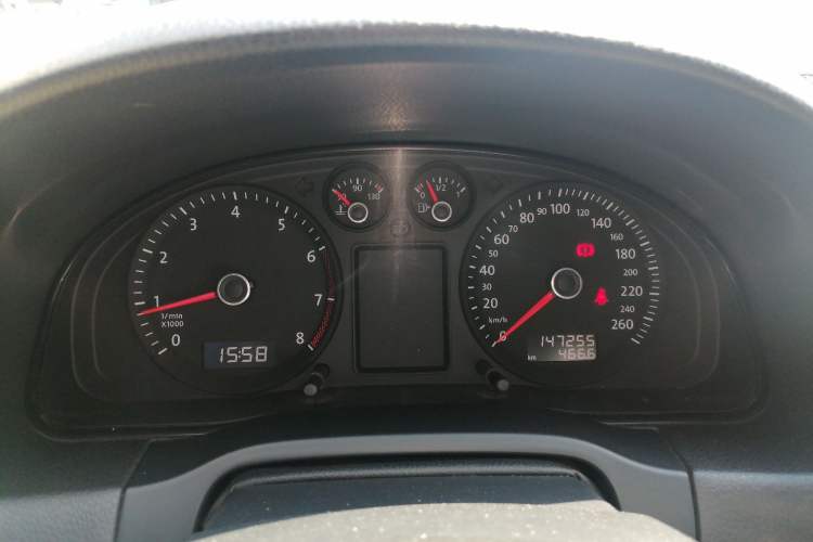 Used Volkswagen Passat 2009 1.8T Manual Luxury Model Instrument Cluster