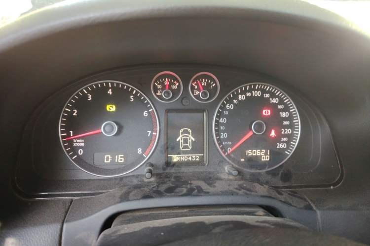 Used Volkswagen Passat 2009 1.8T Automatic Luxury Edition Instrument Cluster