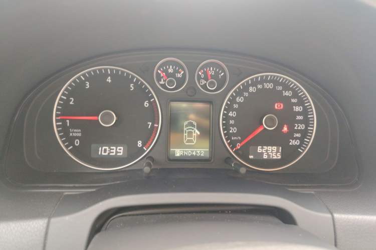 Used Volkswagen Passat 2009 1.8T Automatic Luxury Edition Instrument Cluster