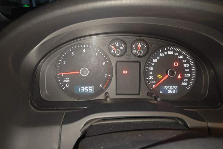 Used Volkswagen Passat 2009 2.0L MFI Manual Luxury Edition Instrument Cluster