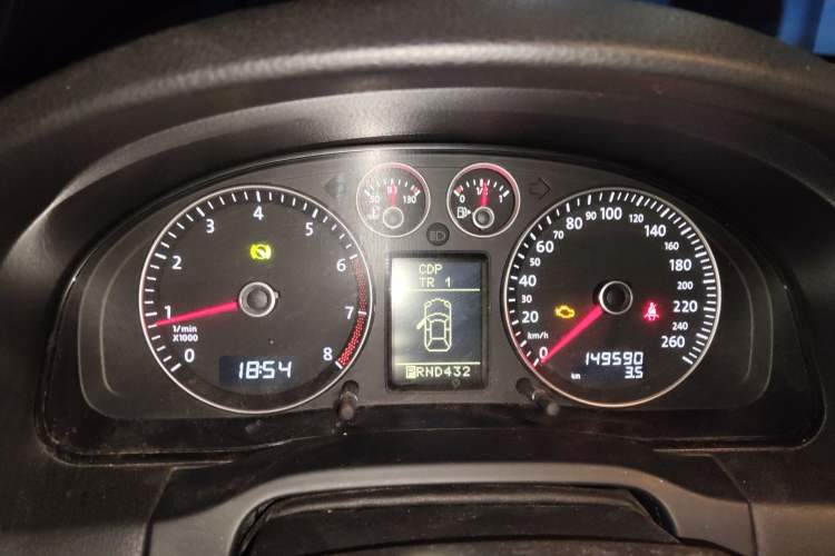 Used Volkswagen Passat 2009 1.8T Automatic Luxury Edition Instrument Cluster