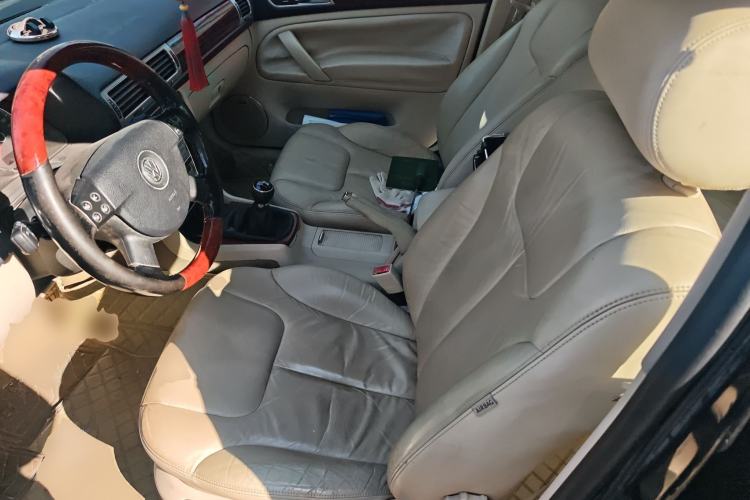Used Volkswagen Passat 2009 1.8T Manual Luxury Edition Left Front Seat
