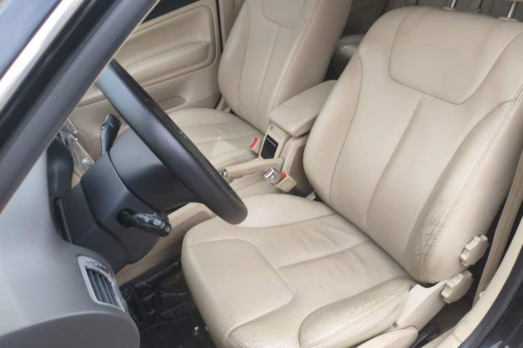 Used Volkswagen Passat 2009 1.8T Manual Luxury Model Left Front Seat