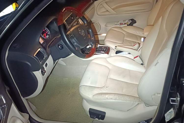 Used Volkswagen Passat 2009 1.8T Automatic Luxury Edition Left Front Seat