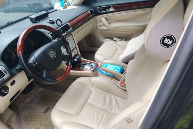 Used Volkswagen Passat 2009 1.8T Automatic Luxury Edition Left Front Seat
